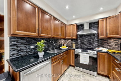 455 Apache Court • #35 • Mississauga, ON photo 5