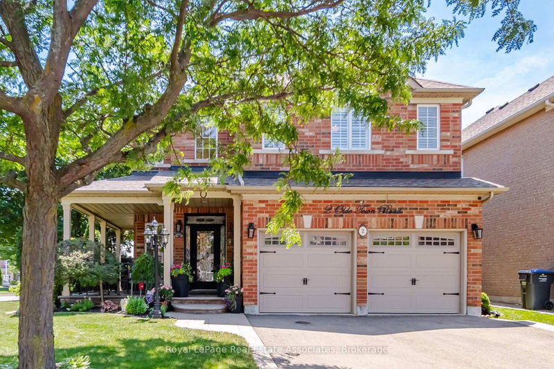 2 Olde Town Rd, Brampton, Ontario