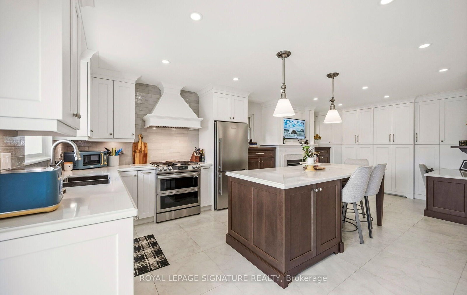 1892 Beechknoll Avenue • Mississauga, ON photo 12