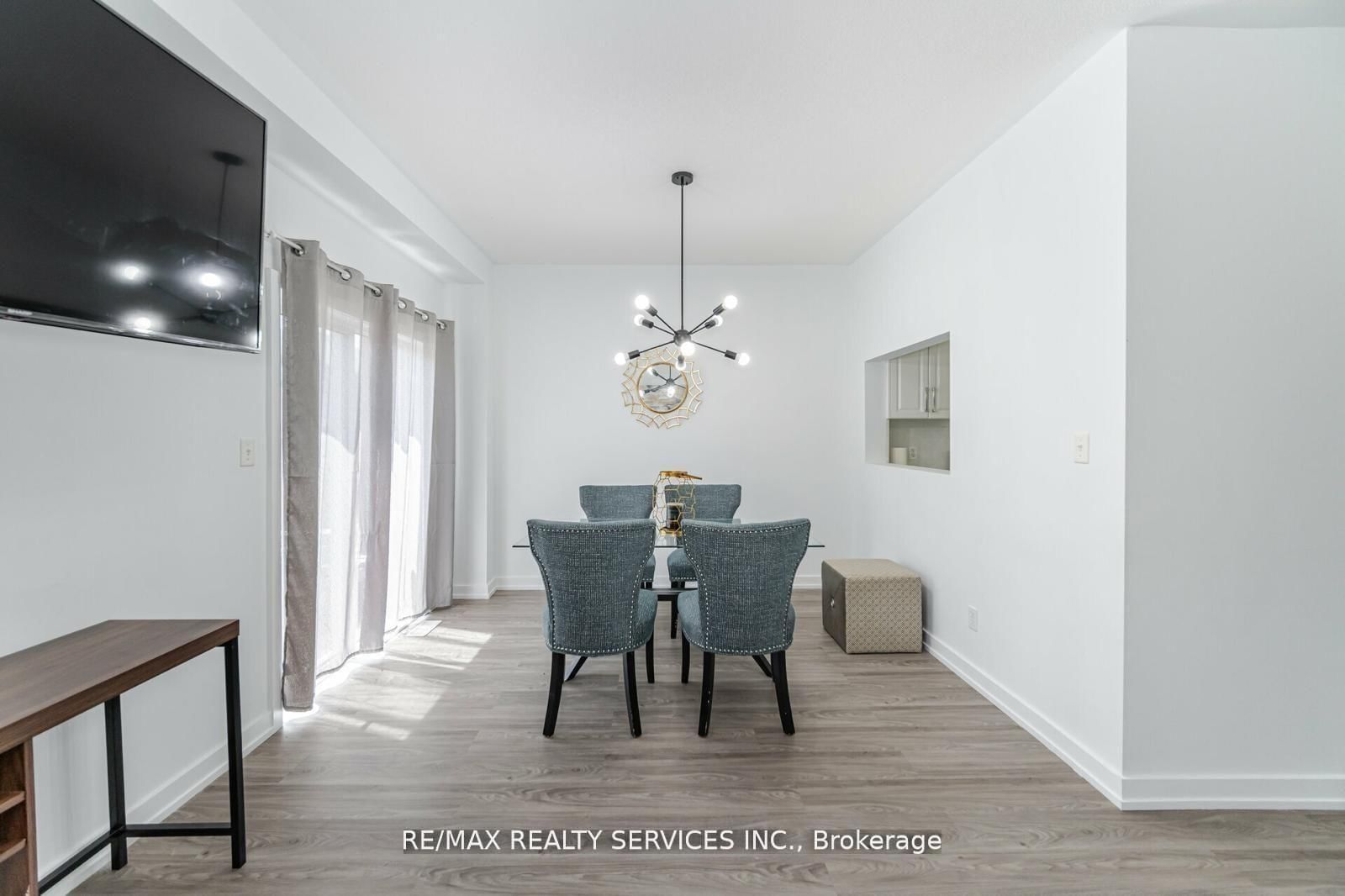 17 Dawes Brampton,ON L6X 0R8 — Photo 12