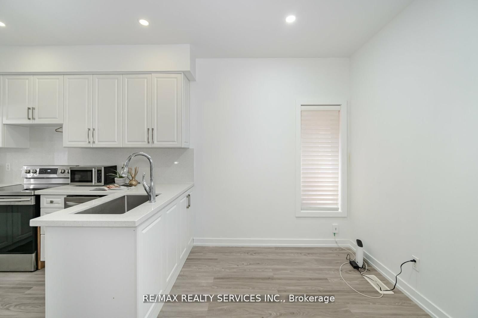 17 Dawes Brampton,ON L6X 0R8 — Photo 15