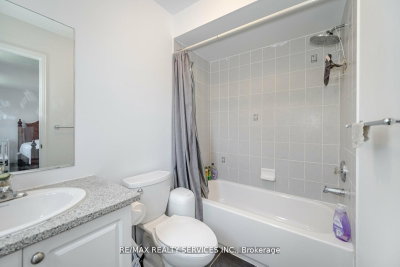 17 Dawes Brampton,ON L6X 0R8 — Photo 22
