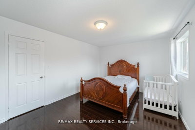 17 Dawes Brampton,ON L6X 0R8 — Photo 23