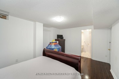 17 Dawes Brampton,ON L6X 0R8 — Photo 24