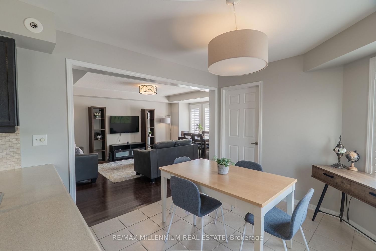 2614 Dashwood Drive • #17 • Oakville, ON photo 9