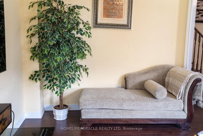 32 Kilkarrin Road W — photo 3