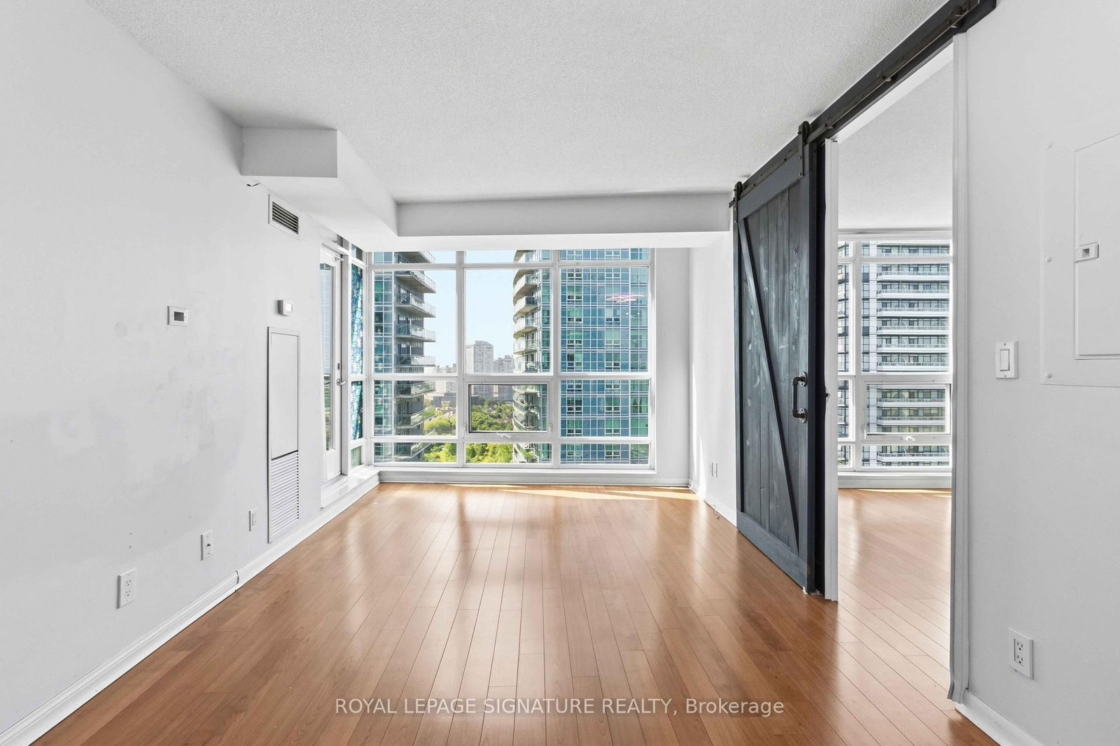 185 Legion Road N • #1812 • Toronto, ON photo 10