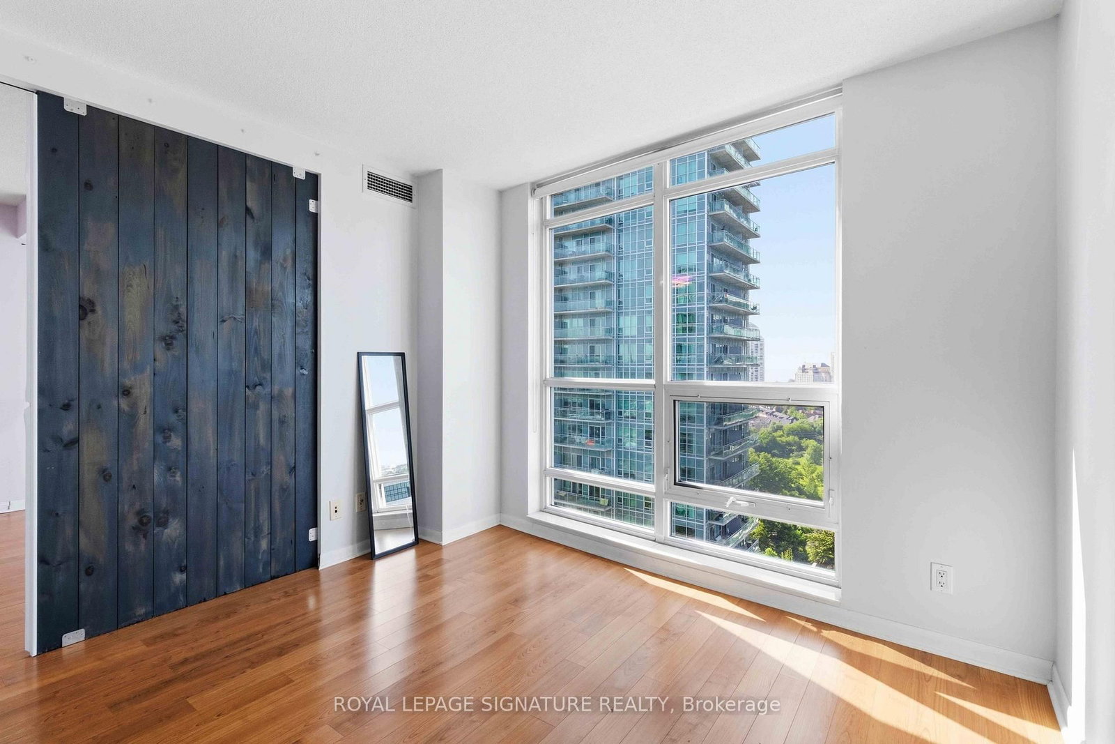 185 Legion Road N • #1812 • Toronto, ON photo 15