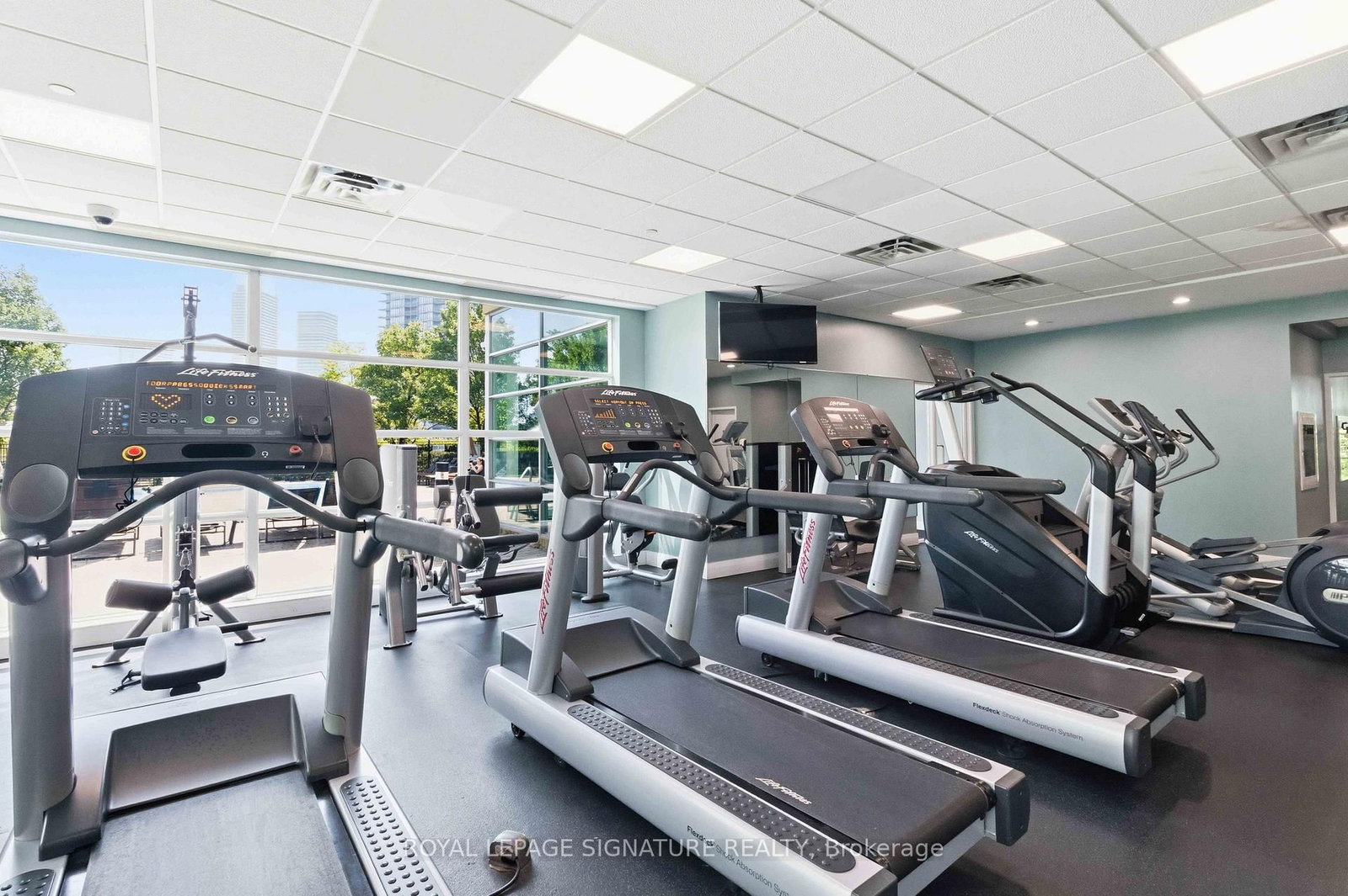 185 Legion Road N • #1812 • Toronto, ON photo 33
