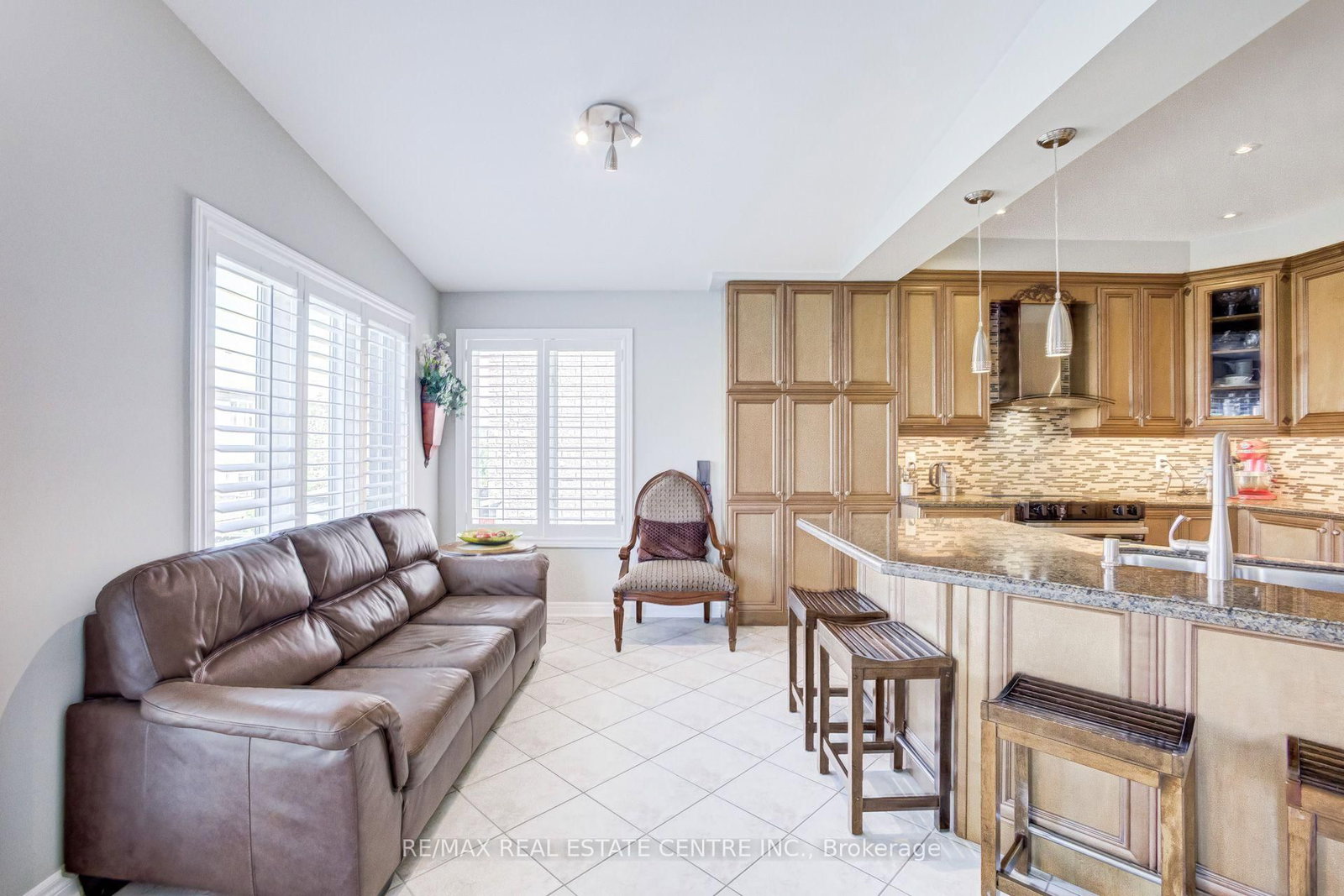 5588 Doctor Peddle Crescent • Mississauga, ON photo 16