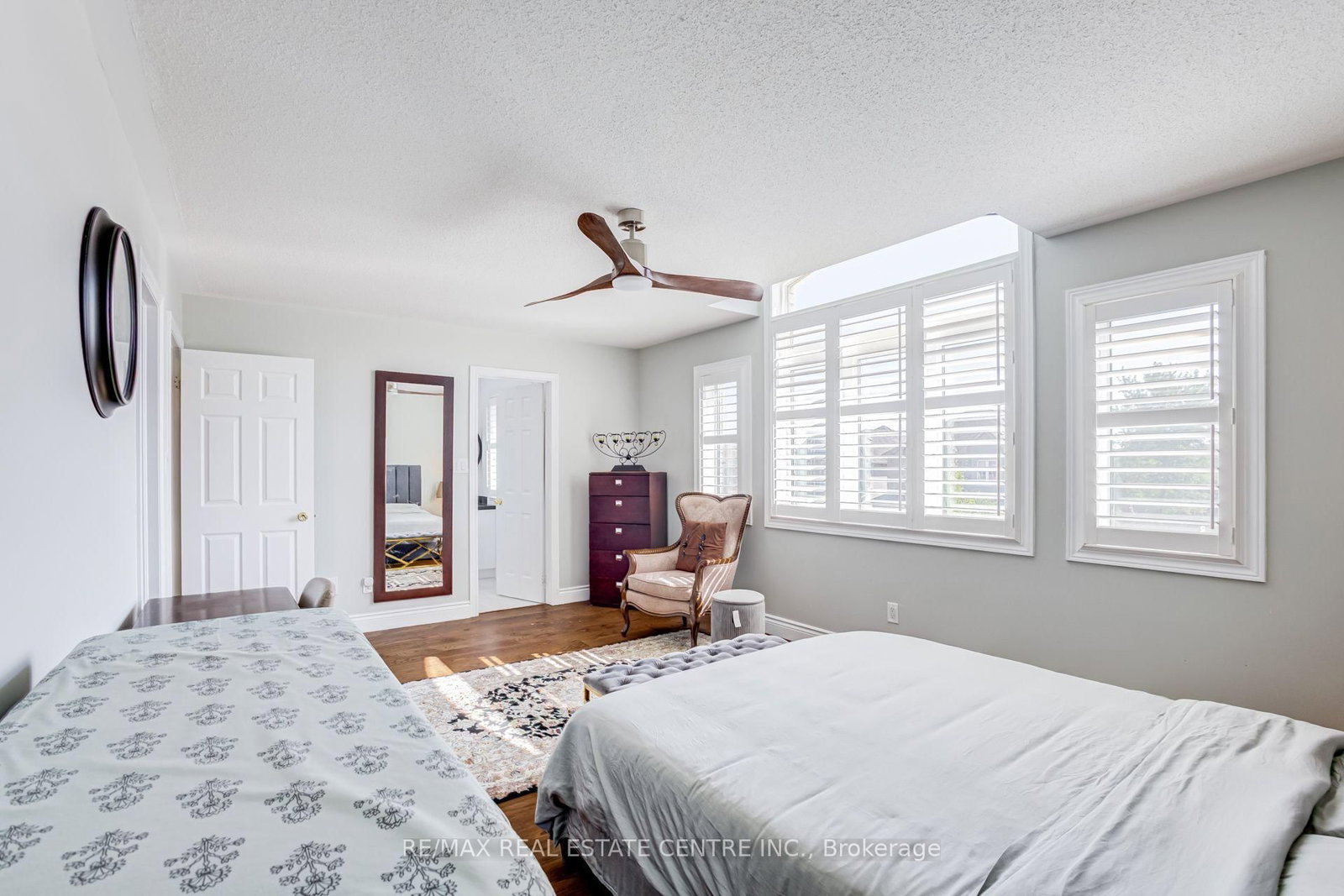 5588 Doctor Peddle Crescent • Mississauga, ON photo 28