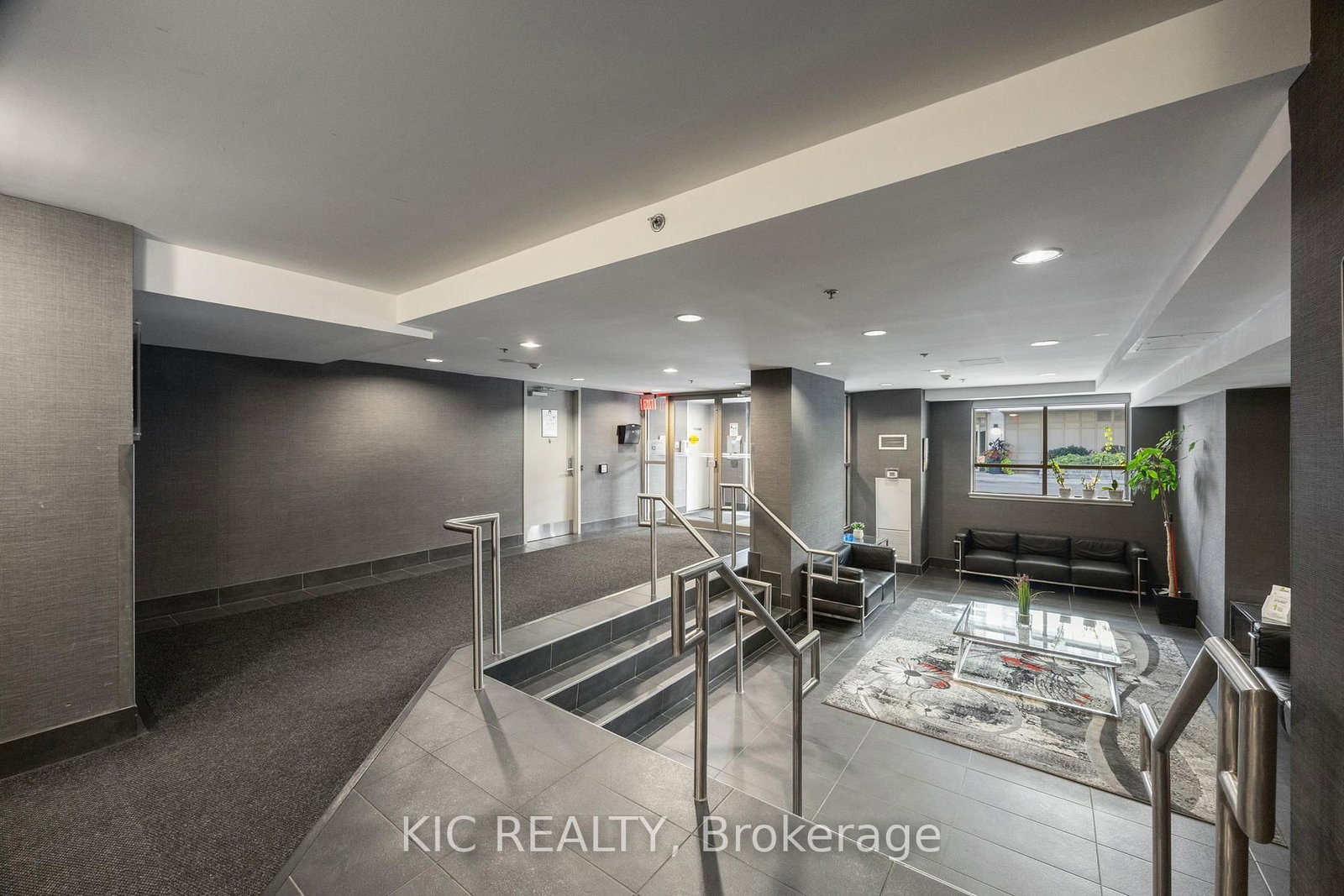 901-812 Lansdowne Avenue, Toronto, ON, photo 2