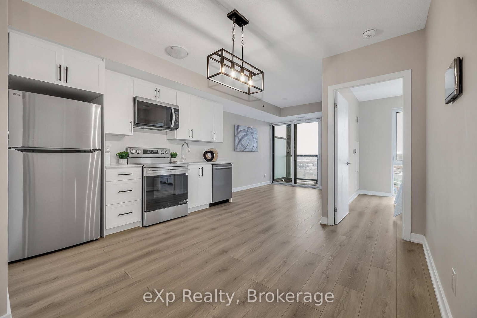 3210 Dakota Common • #A614 • Burlington, ON photo 5