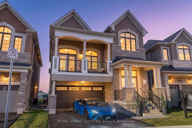 1297 Basswood Crescent