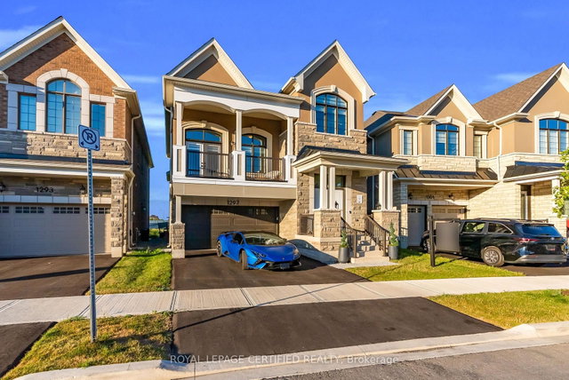 1297 Basswood Crescent