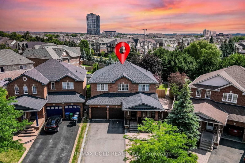 60 Four Seasons Circ, Brampton, Ontario