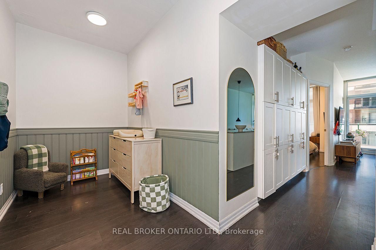 1940 Ironstone Drive • #403 • Burlington, ON photo 14