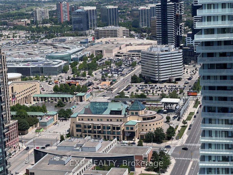 home for lease on 4407-448 Burnhamthorpe Road W