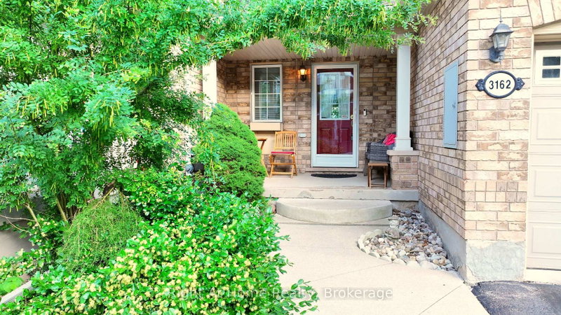 3162 Stornoway Circle