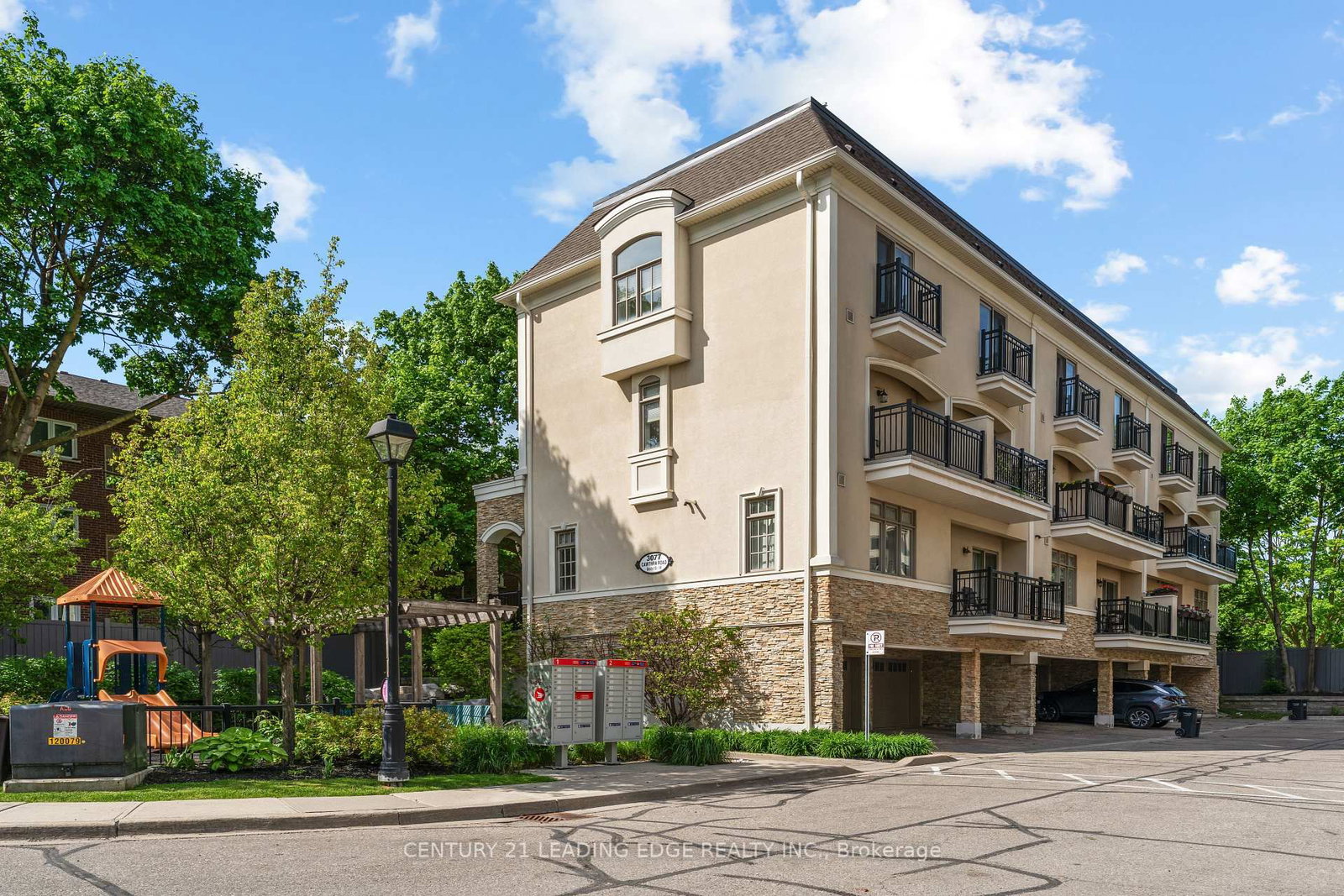 3077 Cawthra Road • #18 • Mississauga, ON photo 1