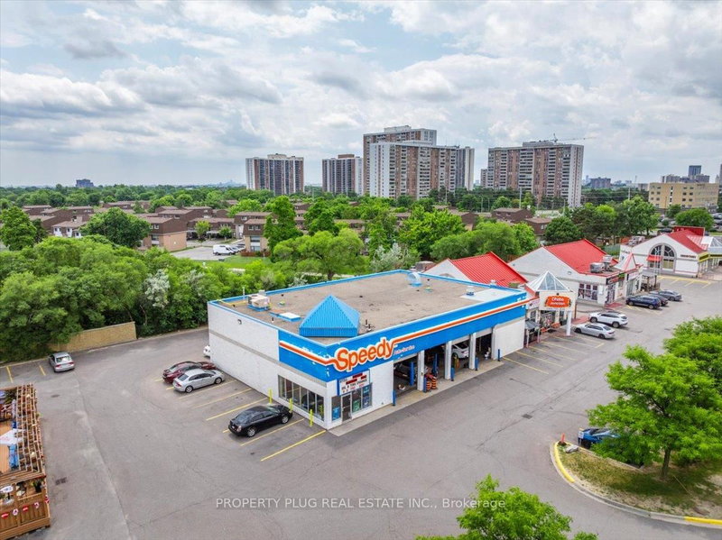 1783 Queen St E photo 4