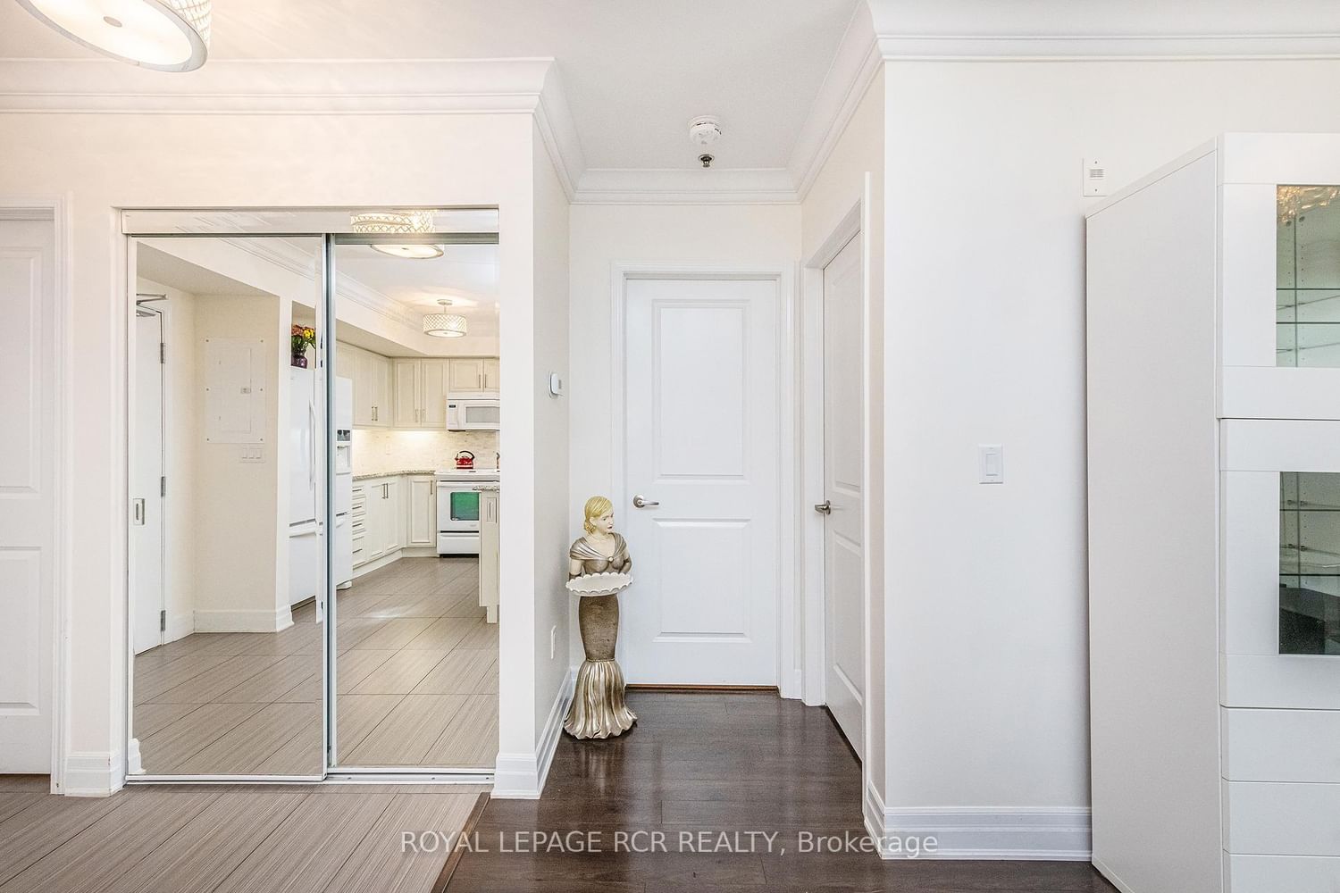 60 Baycliffe Crescent • #106 • Brampton, ON photo 8