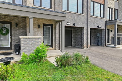 52 Humberstone Drive — photo 2