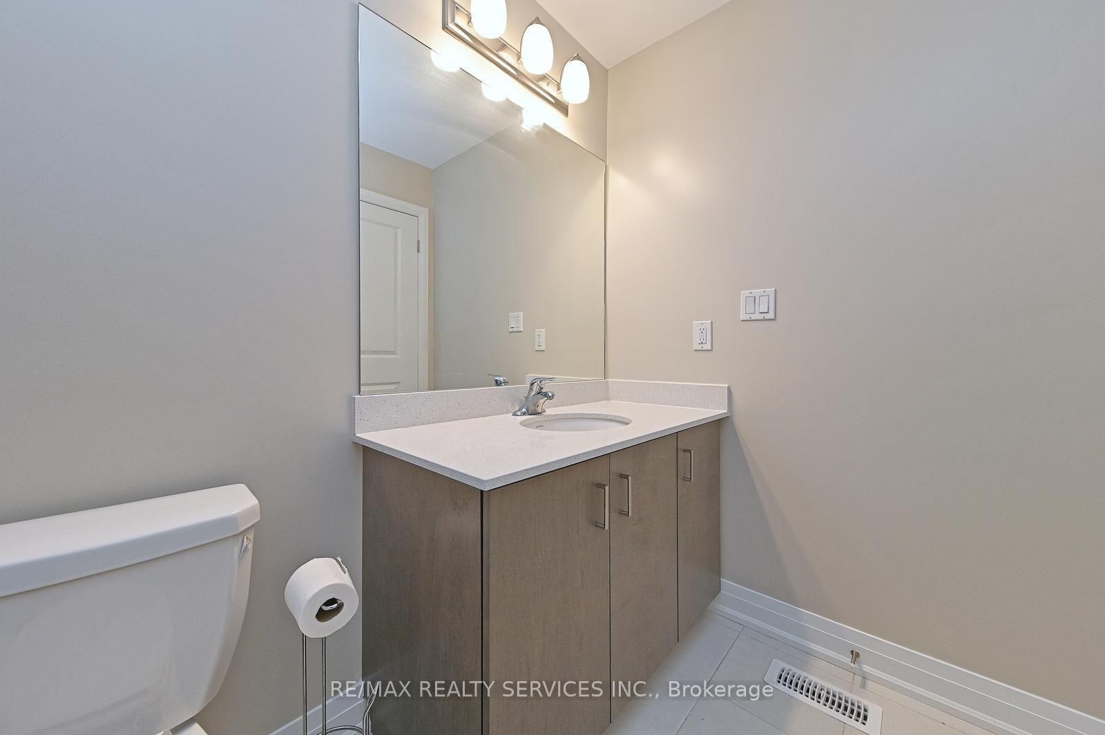 52 Humberstone Drive • Halton Hills, ON photo 39