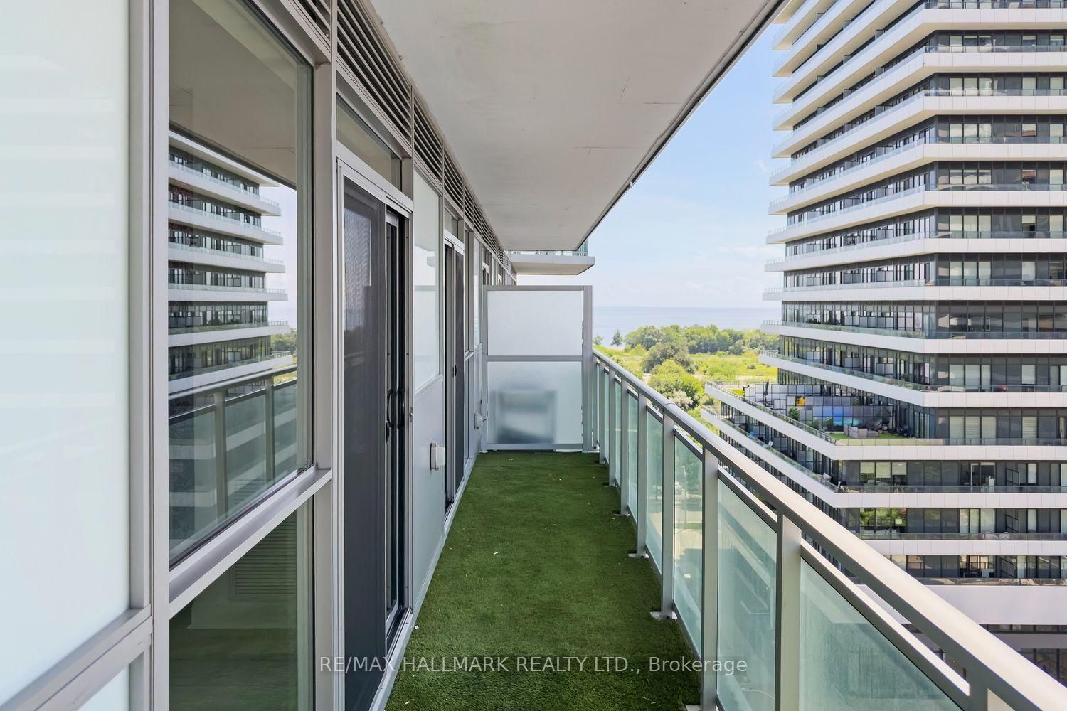 33 Shore Breeze Drive • #701 • Toronto, ON photo 13