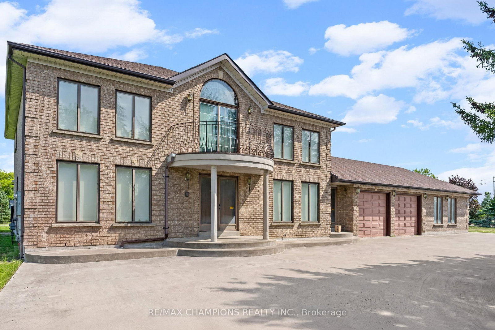 4047 E Countryside Drive • Brampton, ON photo 10