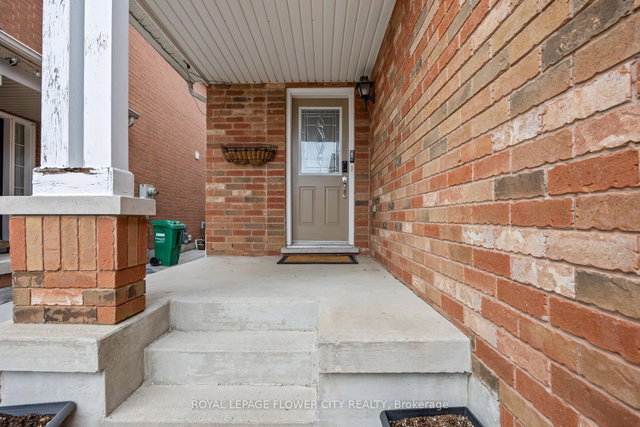 3910 Milkwood Crescent