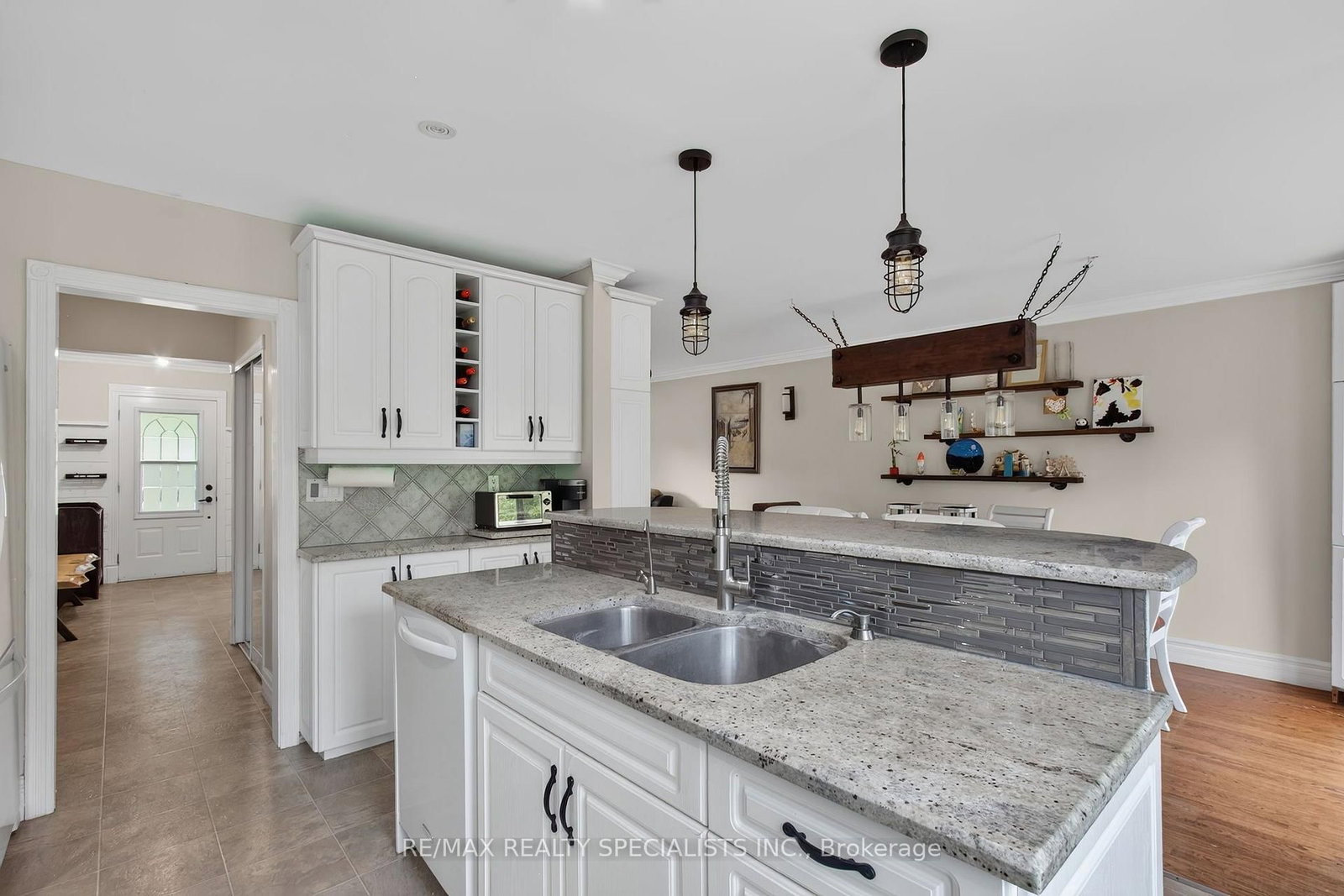 24 Regan Crescent • Halton Hills, ON photo 15