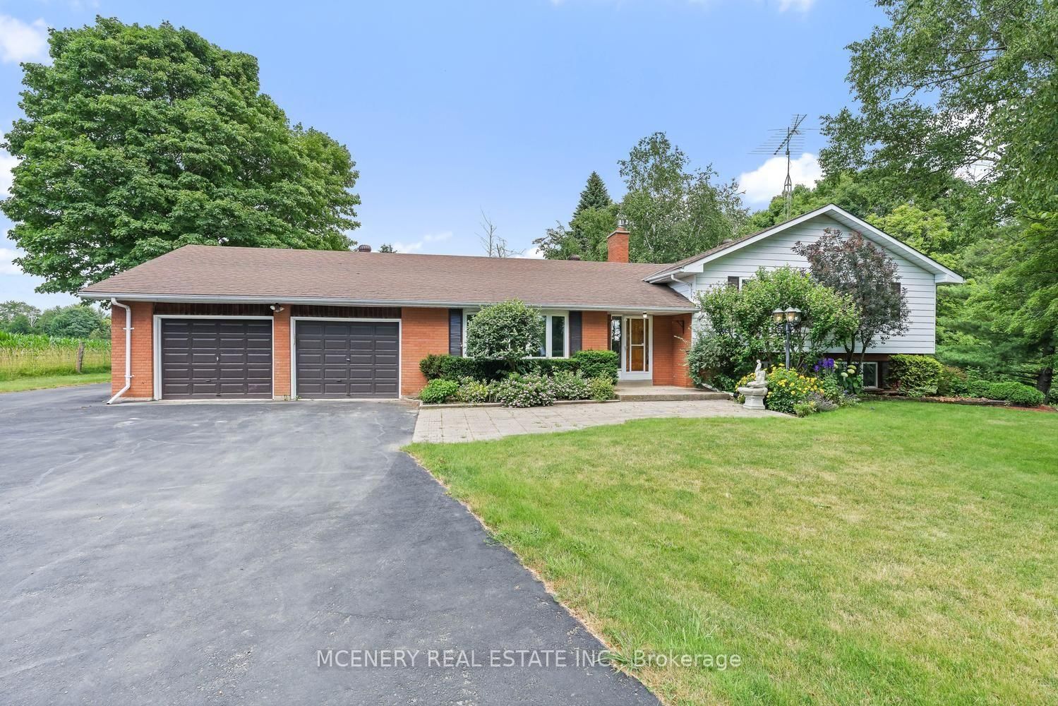 4310 BOSTON MILLS Road • Caledon, ON photo 2