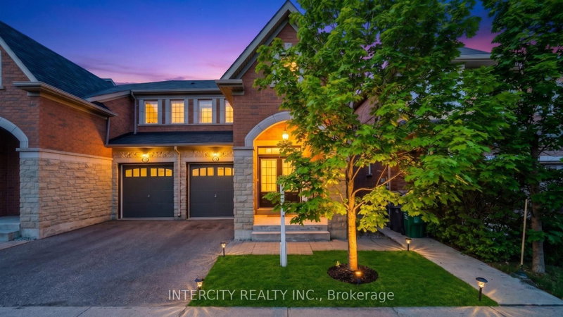 55 Loftsmoor Dr, Brampton, Ontario