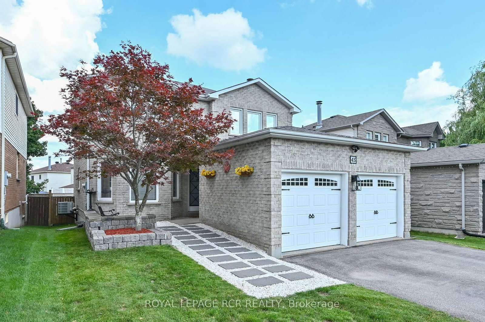 45 Fieldgate Drive • Orangeville, ON photo 3