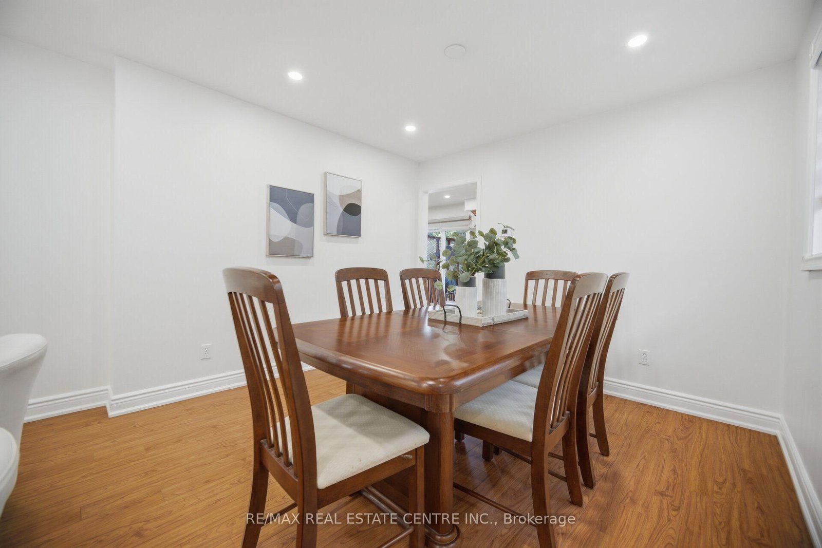 177 Surbray Grove • Mississauga, ON photo 11