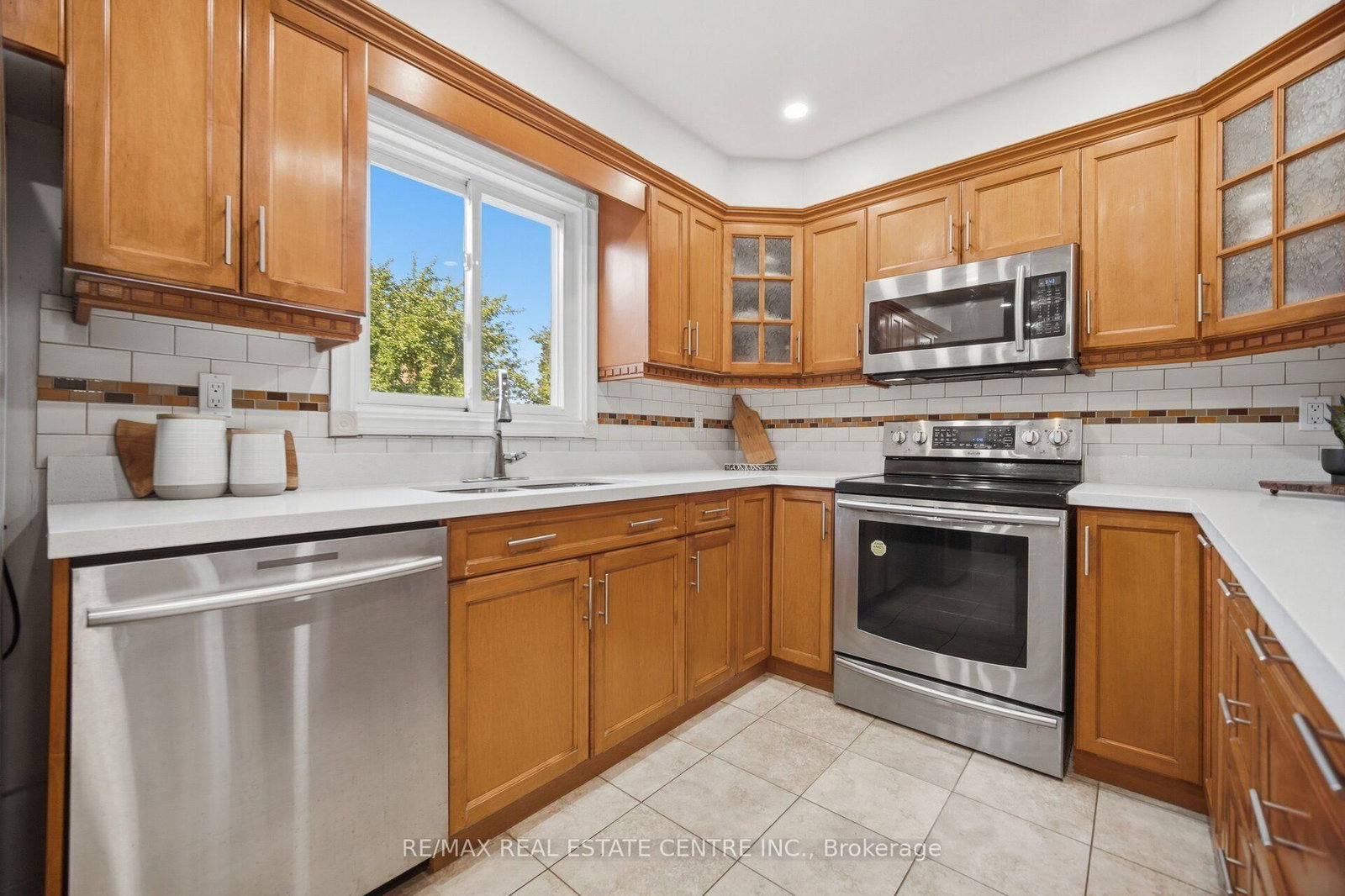 177 Surbray Grove • Mississauga, ON photo 14