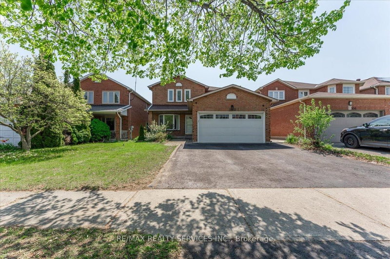 108 Candy Crescent