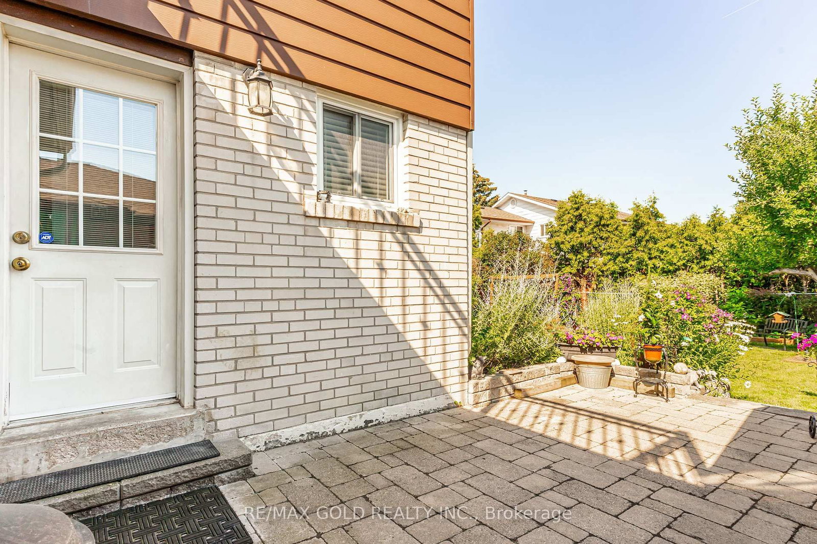 86 Clarence Street • Brampton, ON photo 36
