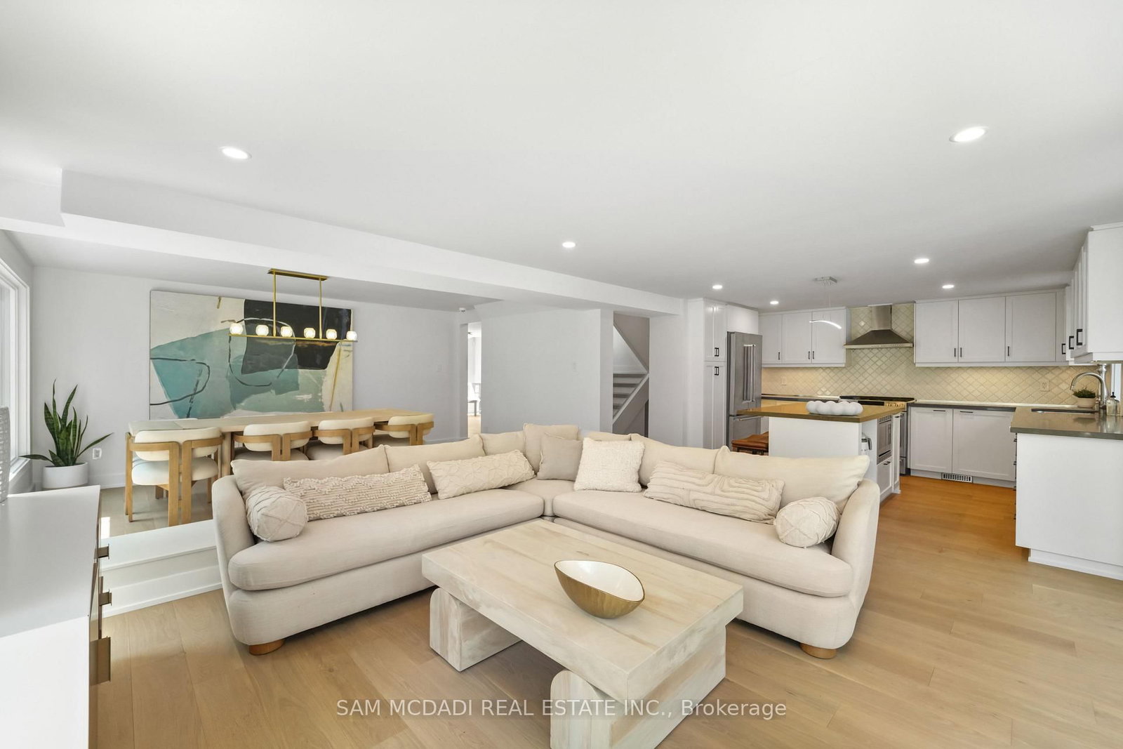 1273 Queen Victoria Avenue • Mississauga, ON photo 14
