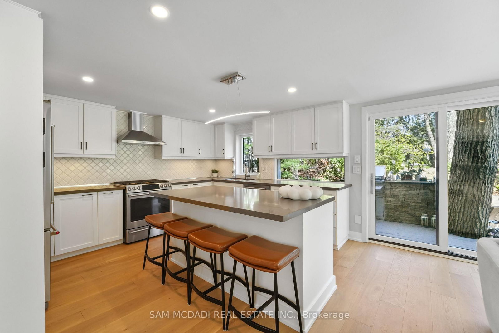 1273 Queen Victoria Avenue • Mississauga, ON photo 15
