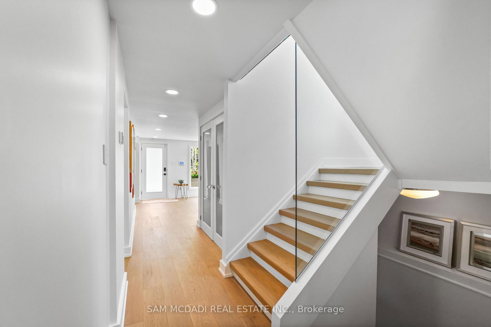 1273 Queen Victoria Avenue • Mississauga, ON photo 18