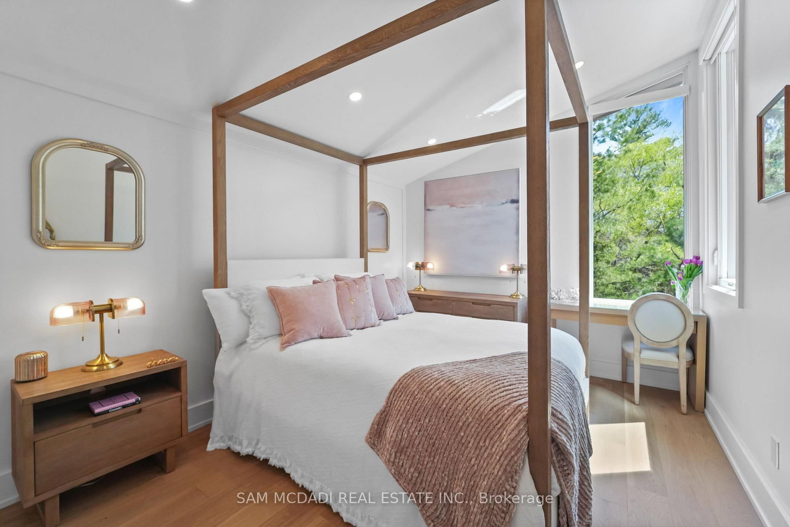 1273 Queen Victoria Avenue • Mississauga, ON photo 24
