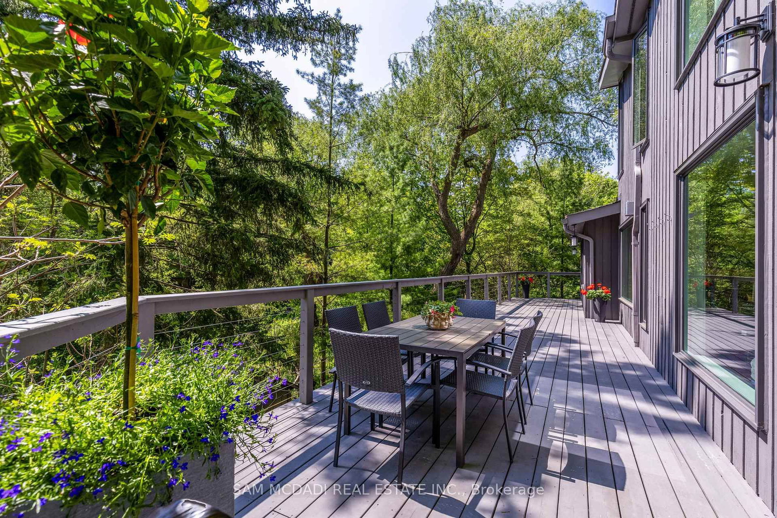 1273 Queen Victoria Avenue • Mississauga, ON photo 35