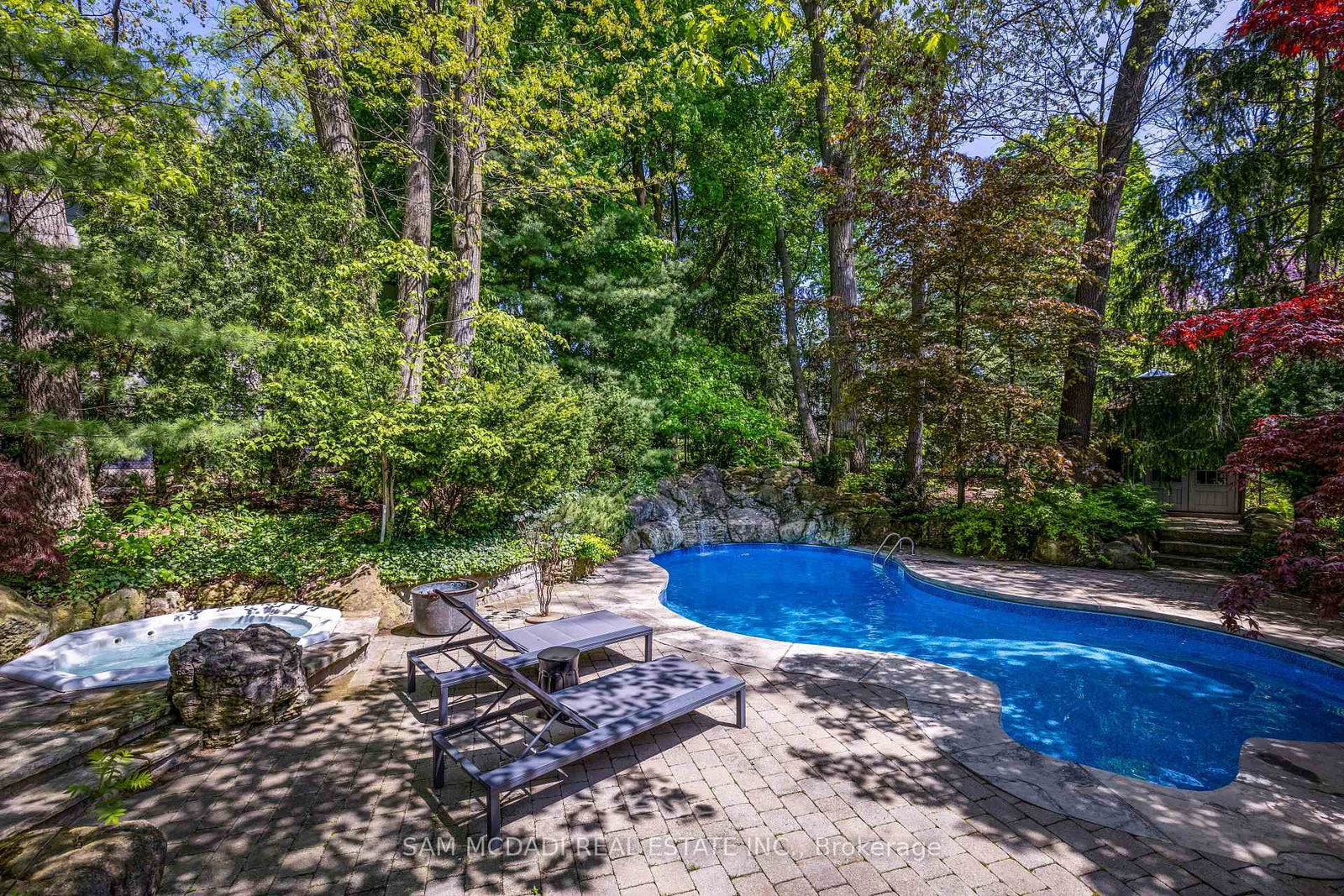1273 Queen Victoria Avenue • Mississauga, ON photo 38