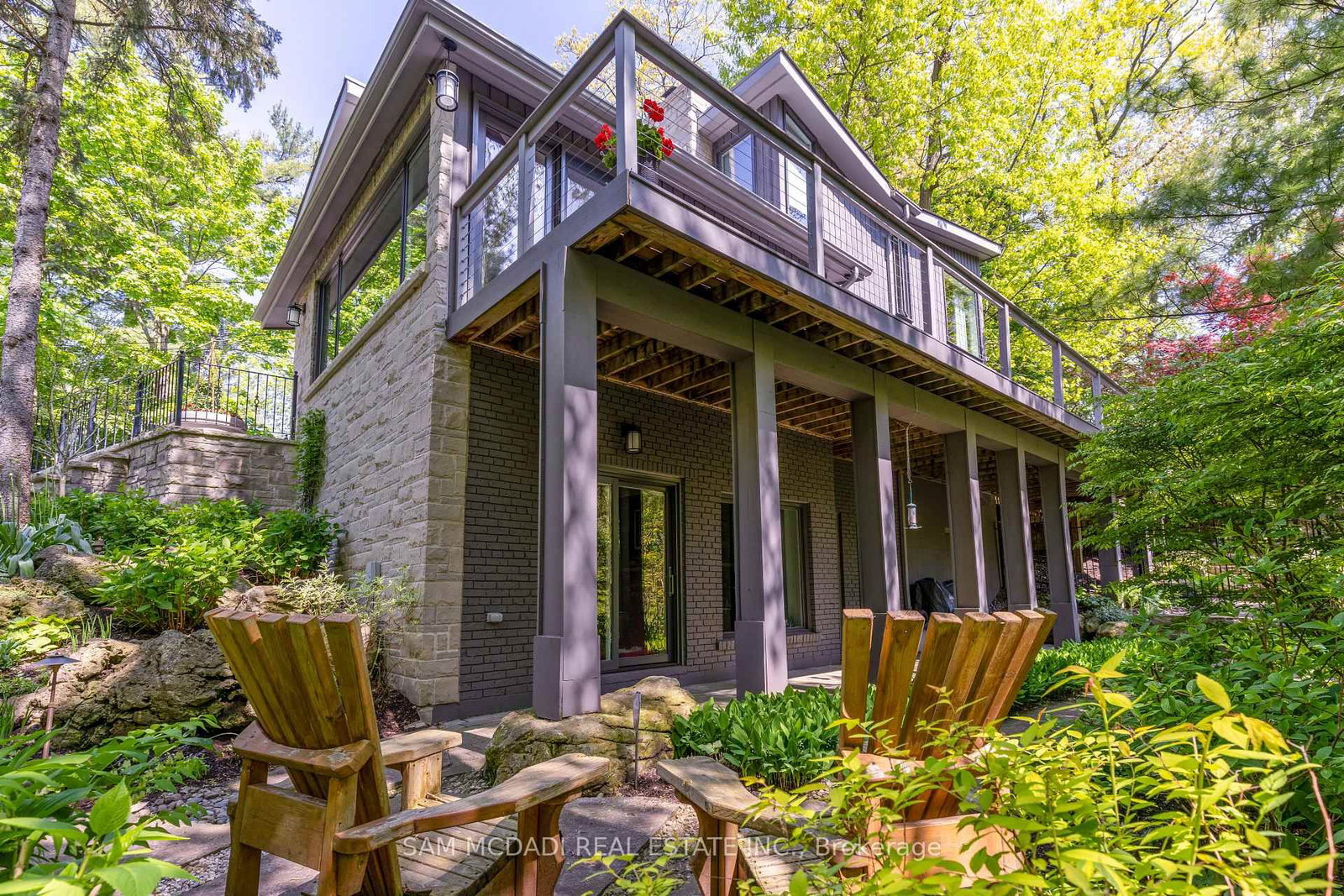 1273 Queen Victoria Avenue • Mississauga, ON photo 40