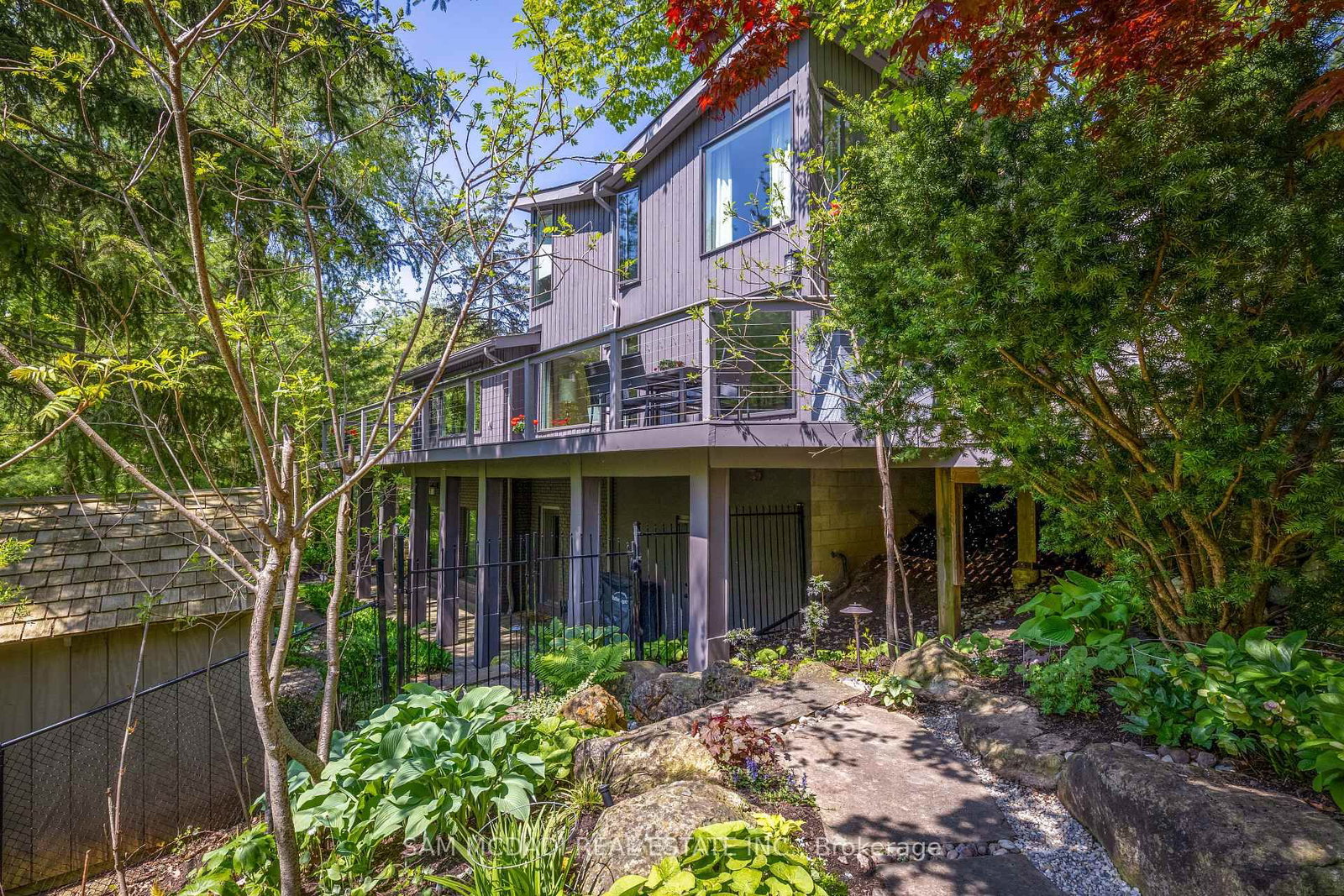 1273 Queen Victoria Avenue • Mississauga, ON photo 41