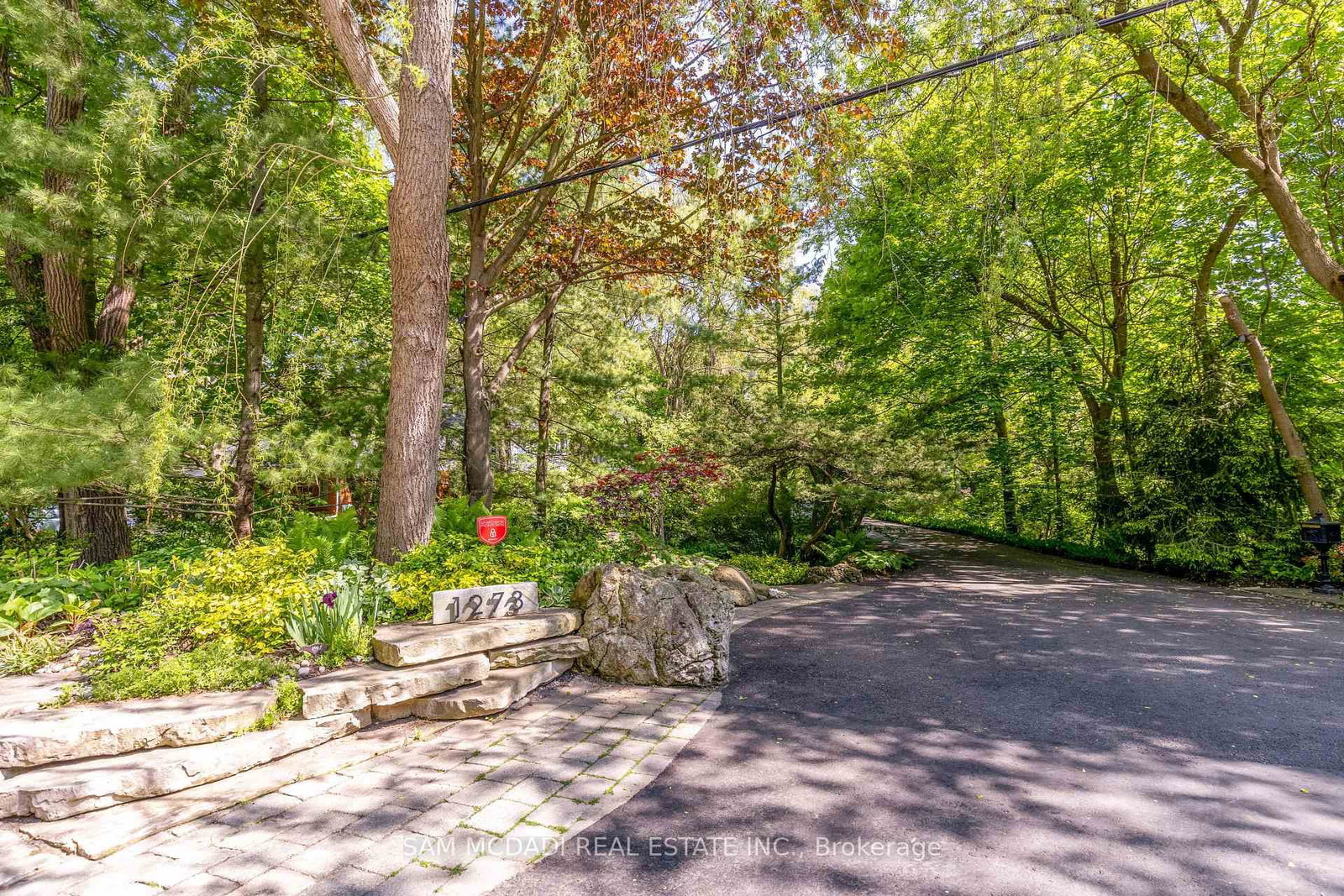 1273 Queen Victoria Avenue • Mississauga, ON photo 44