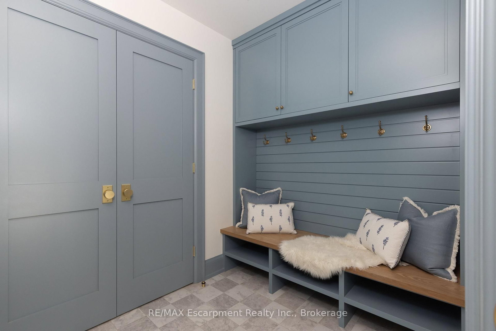 130 Edgecliffe Place • Burlington, ON photo 20
