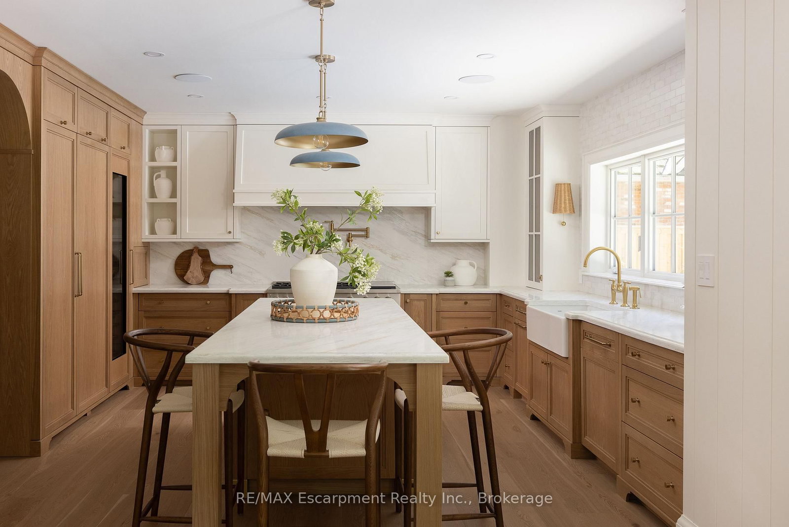 130 Edgecliffe Place • Burlington, ON photo 7